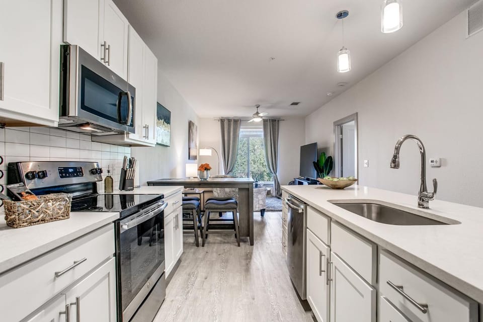 microwave, oven, kitchen