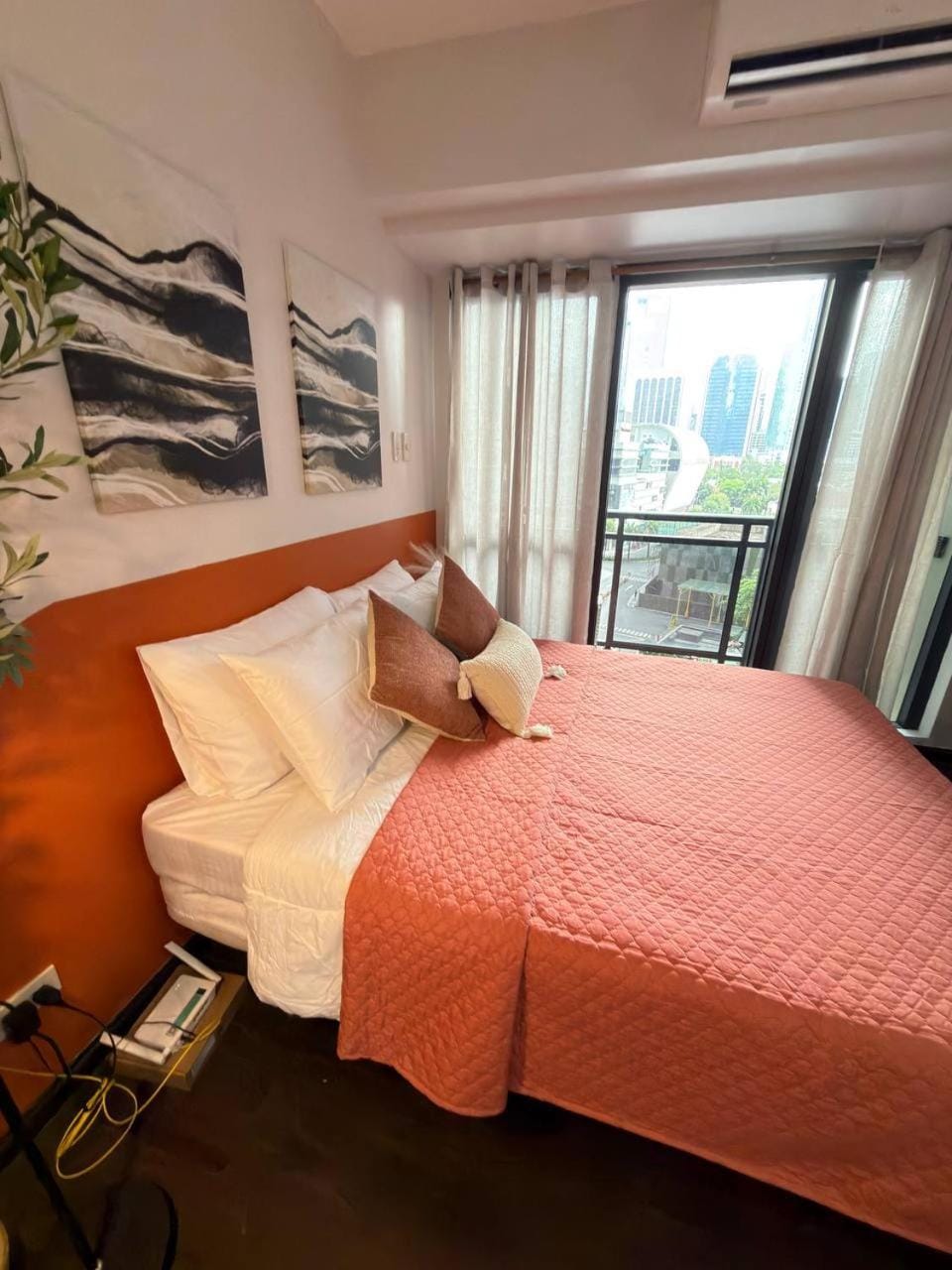 Bed, View (from property/room), Balcony/Terrace, Bedroom, City view