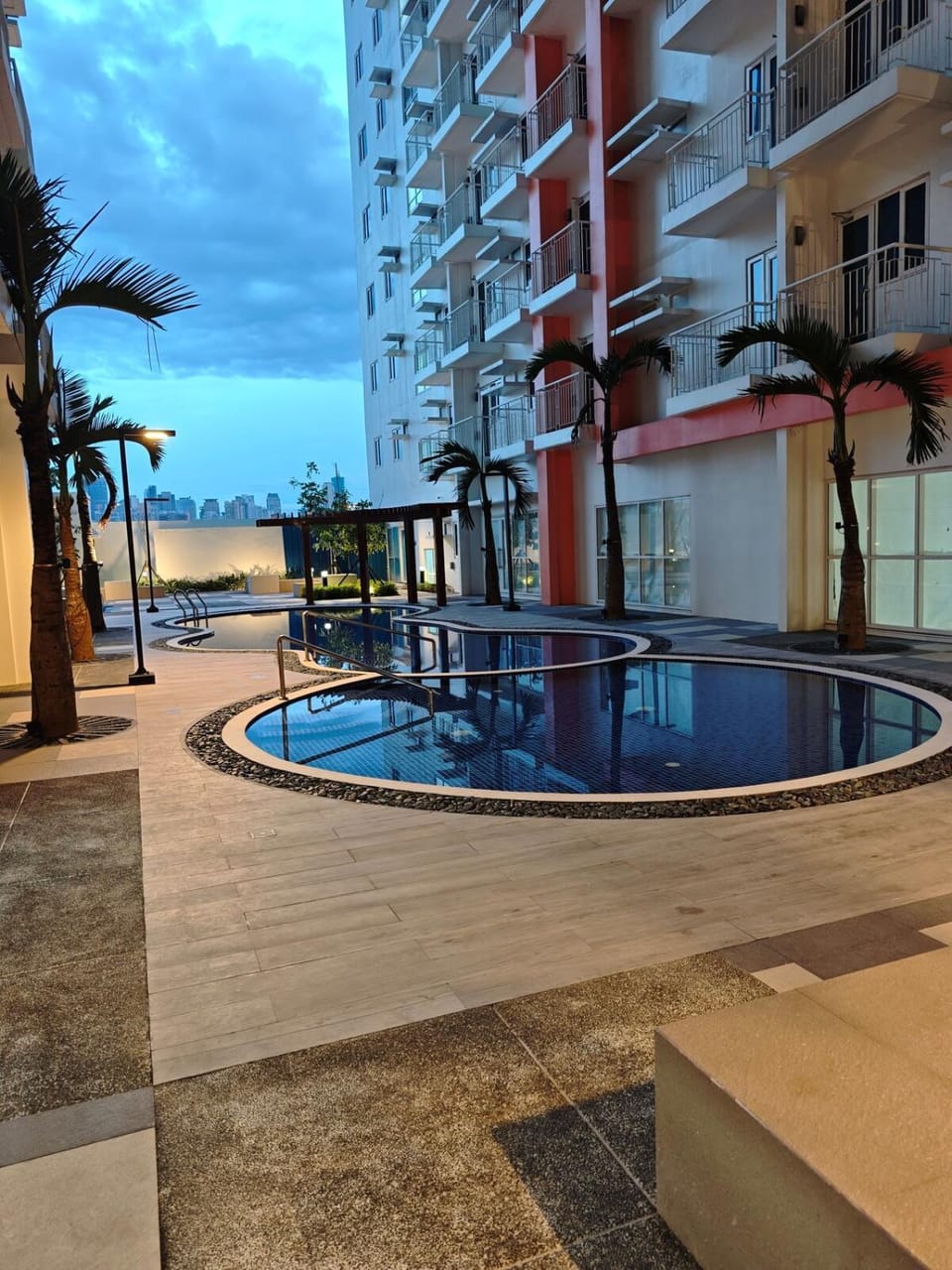 for rent studio type condominium in pasay Apartment in Pasay