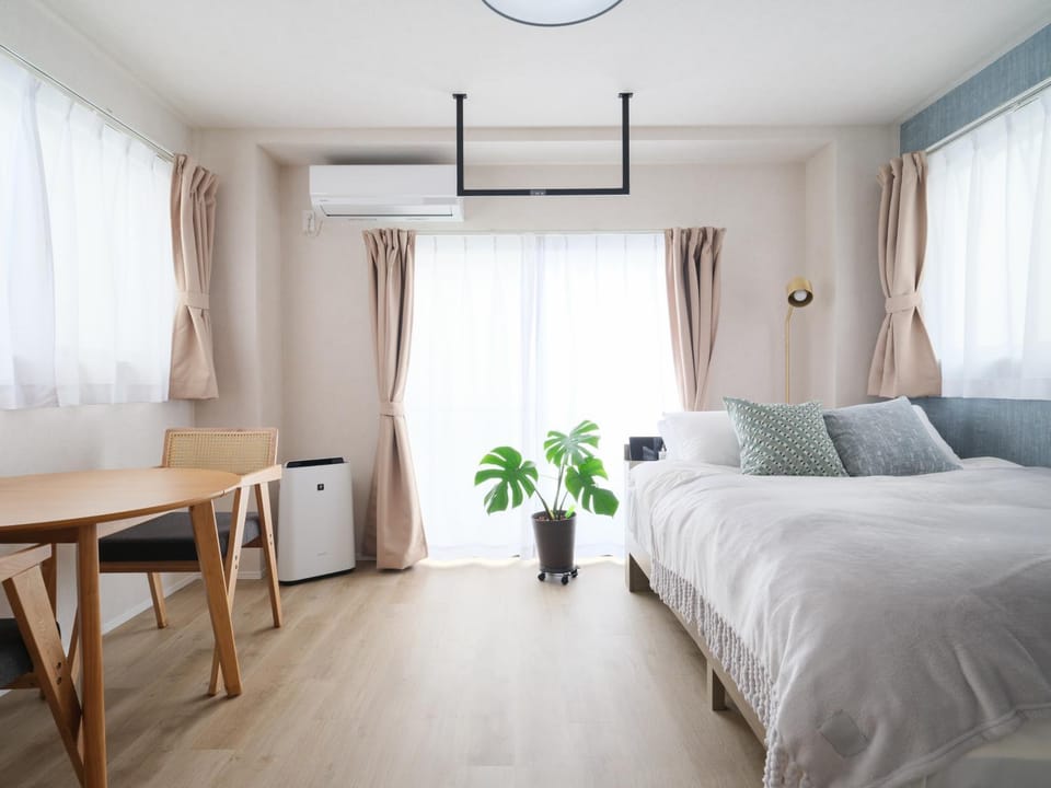 Dining area, Bedroom