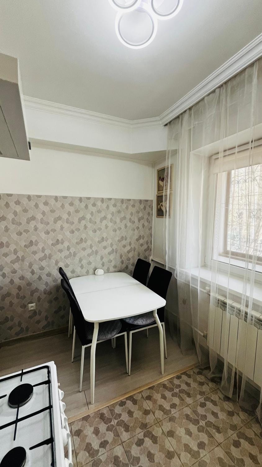 1-комнатная квартира, улица Панфилова 54, Алматы Apartment in Almaty