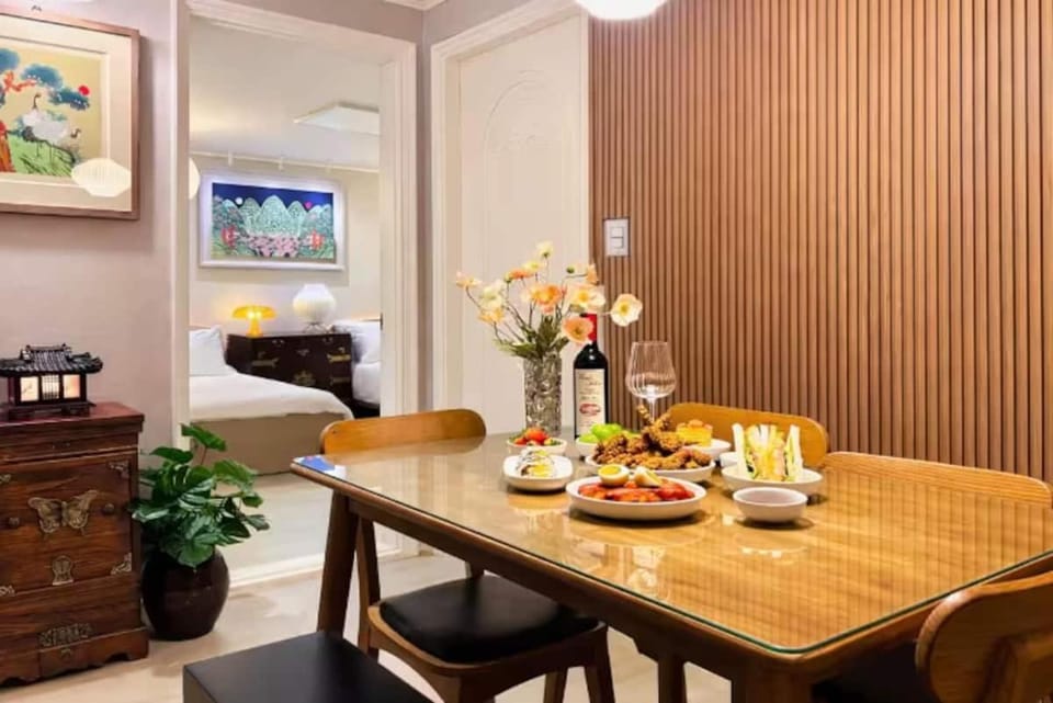 일월하우스 Bed and Breakfast in Seoul