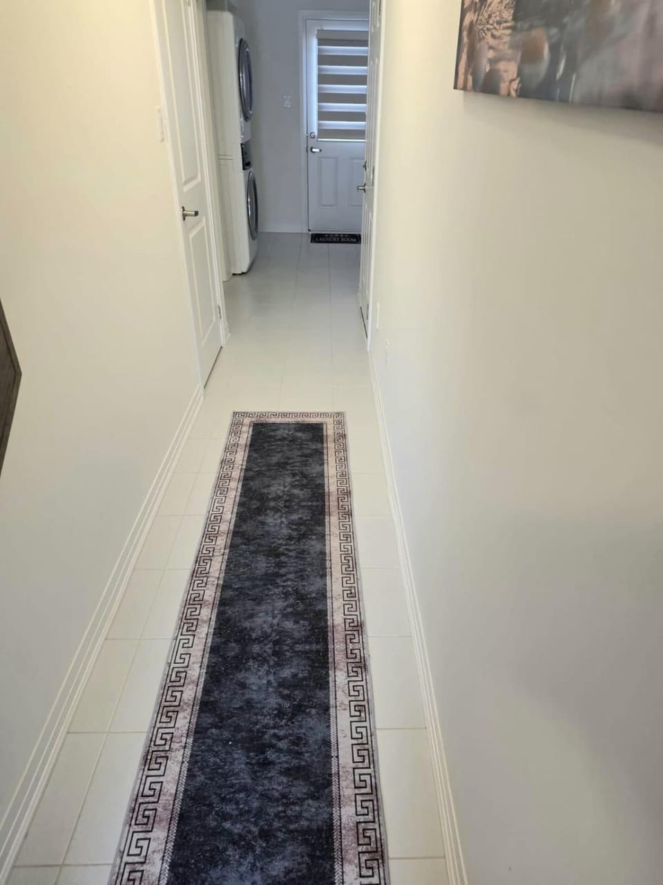 Radiant Brantford 3-Bedroom Home with Dedicated Office Space Apartment in Brant