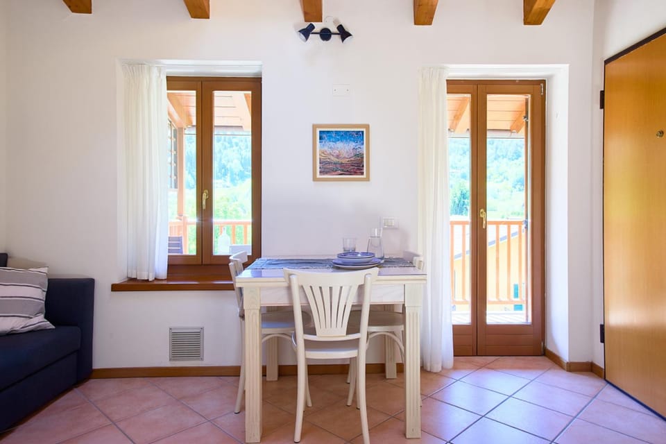 Ai Prati di TSS Cozy Apartment with Balcony and Parking Apartment in Trentino-South Tyrol
