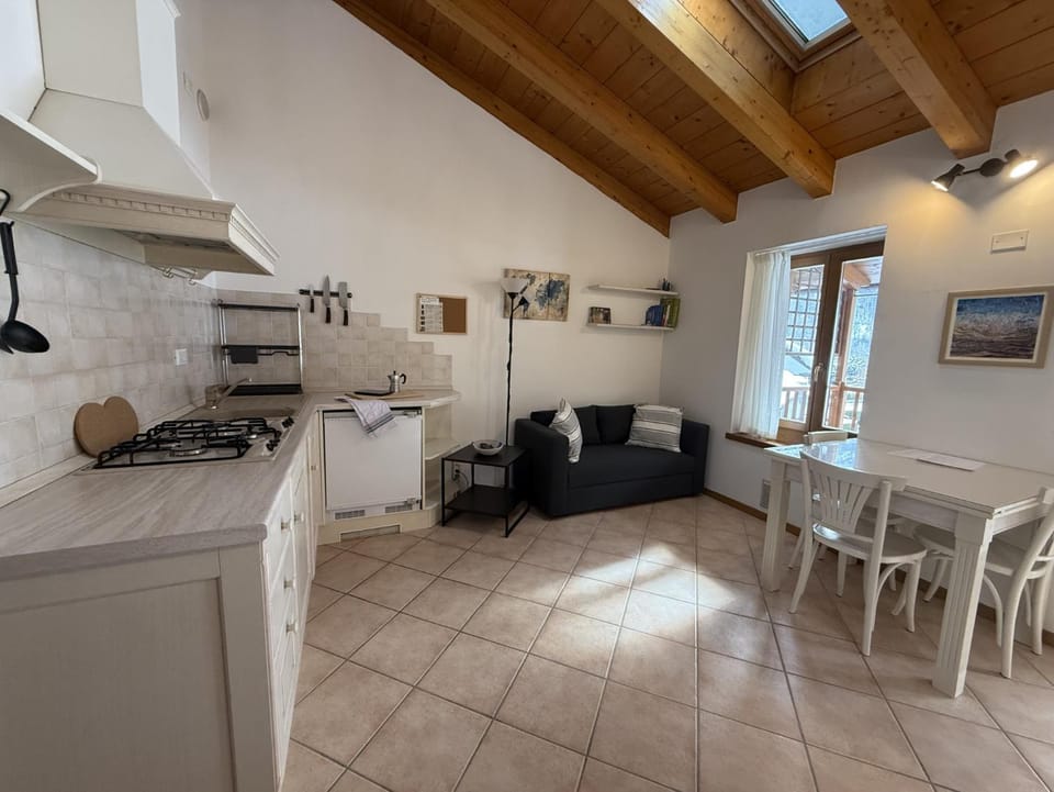 Ai Prati di TSS Cozy Apartment with Balcony and Parking Apartment in Trentino-South Tyrol