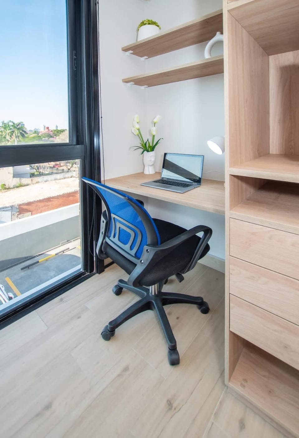 Modern Studio near Malls Gym and Rooftop Pool Apartment in Asunción
