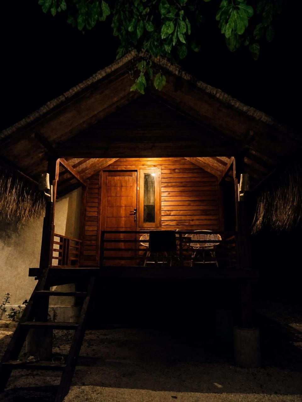 El-Mindri Bungalow dan Resto Inn in Central Sekotong