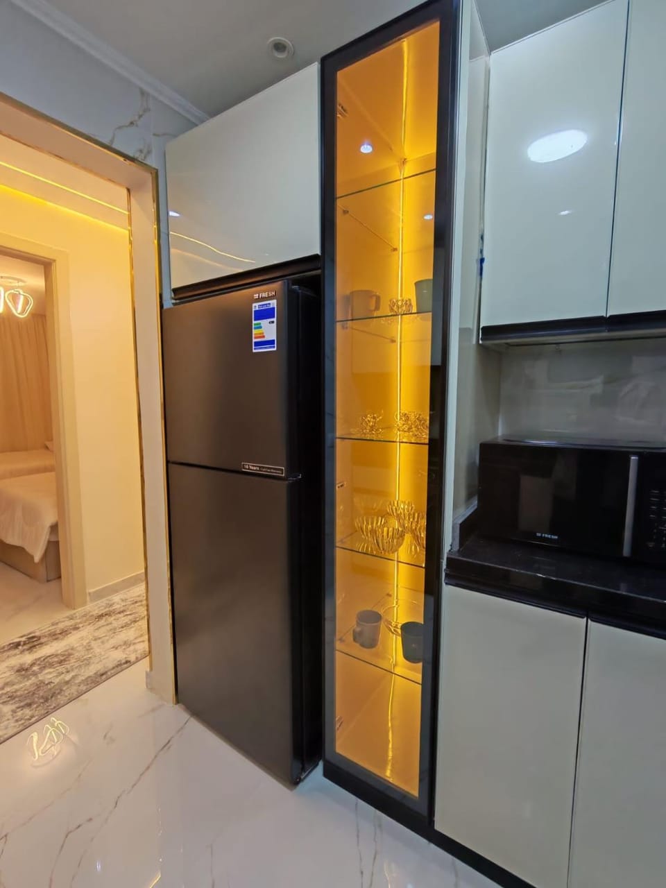 شقه فندقيه امام مطار القاهره ومستشفي السعودي Apartment in Cairo Governorate