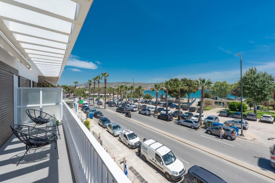 View (from property/room), Balcony/Terrace, Location