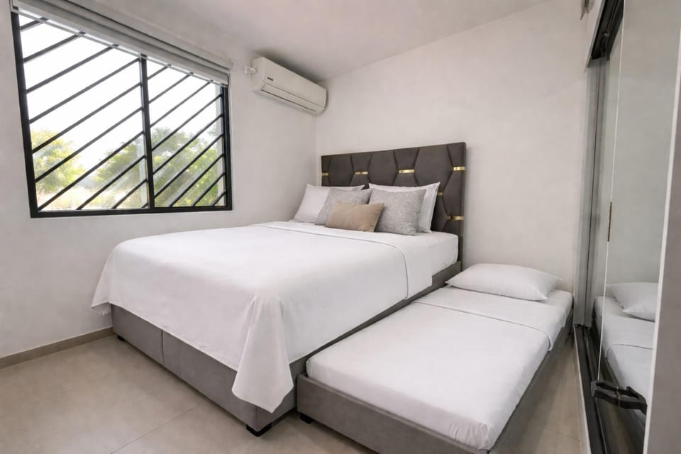 Bed, Photo of the whole room, wardrobe, air conditioner