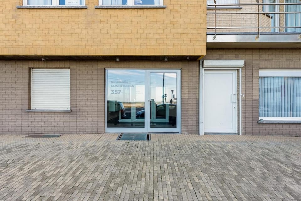 Unique sea views - Peace & Nature - near tram stop Apartment in Ostend