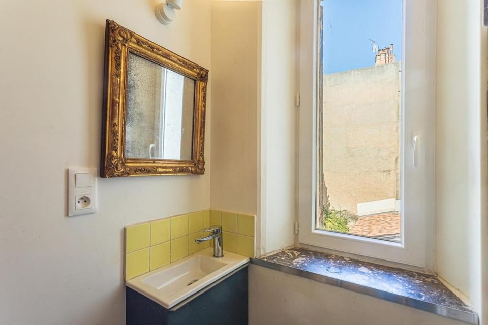 Joli logement centre-ville port Apartment in Toulon