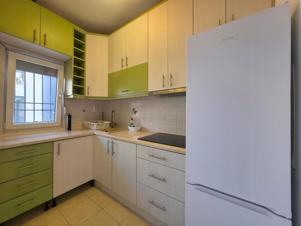 Kitchen or kitchenette, stove
