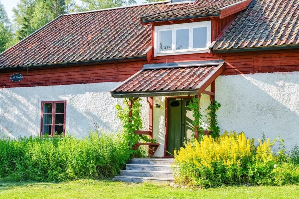 Charming Farmhouse House in Sweden