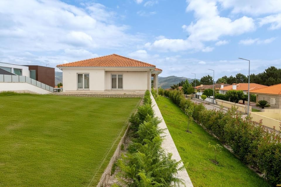 Mirador House House in Porto District
