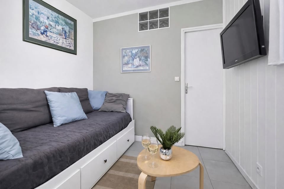 Studio central avec terrasse, cosy et moderne Apartment in Saint-Maur-des-Fossés