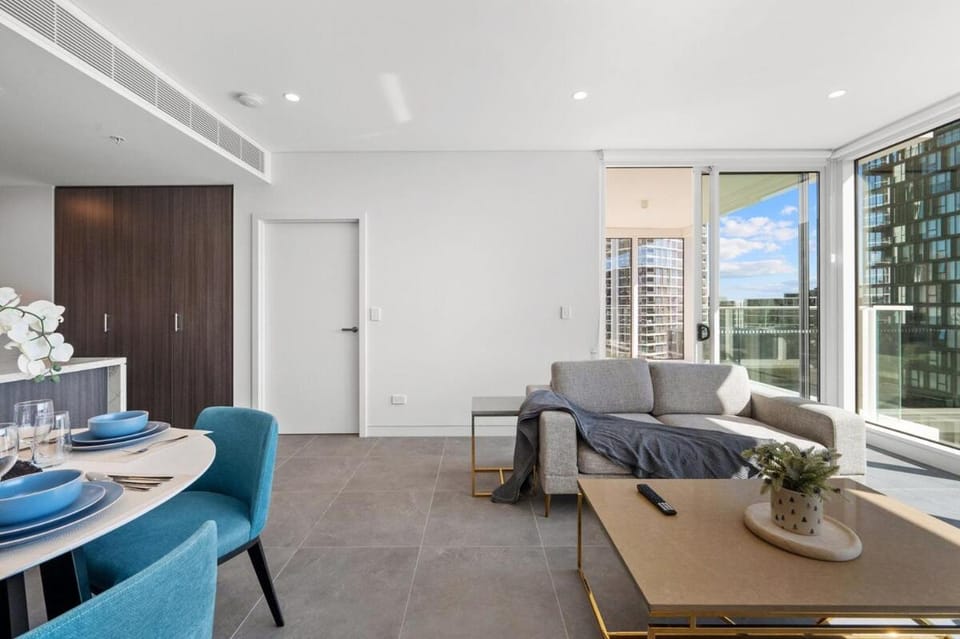 SOP 12 Stylish and Cozy Two-Bedroom Apt Apartment in Lidcombe