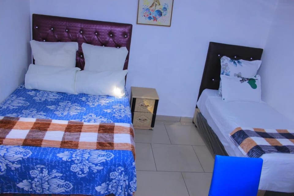 Inspan Home & Lodge Bed and Breakfast in Cape Town