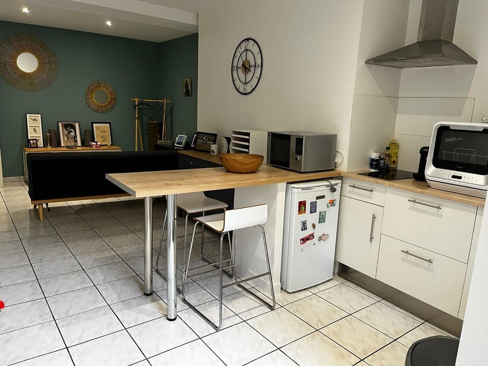 Living room, kitchen