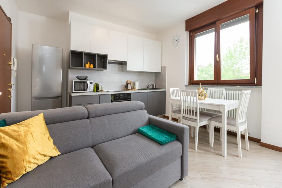 Kitchen or kitchenette, Living room, Dining area, kitchen