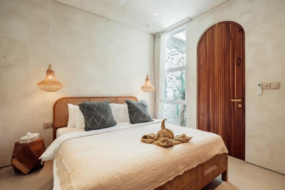 Spacious Modern Villa with Cozy Indoor-Outdoor Vibe Villa in North Kuta