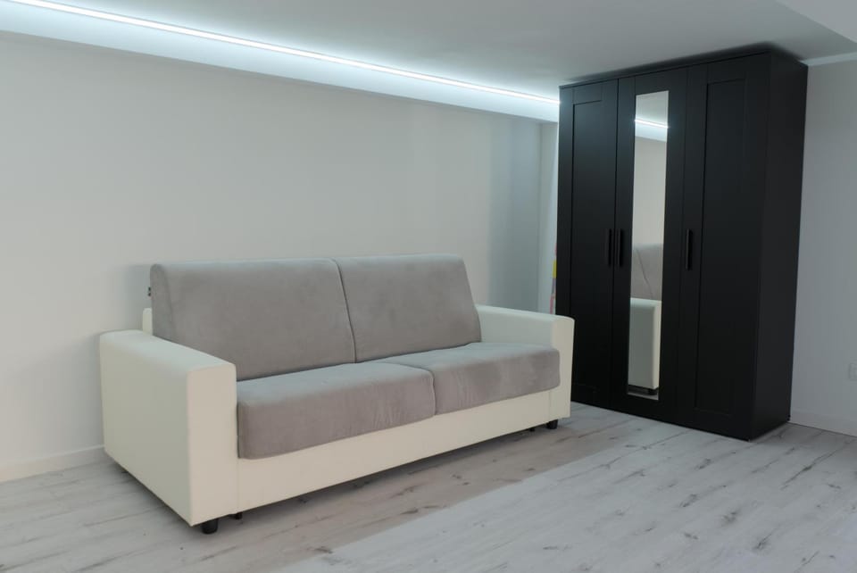 Mazzini Apartment - Elegant Stay Apartment in Verona