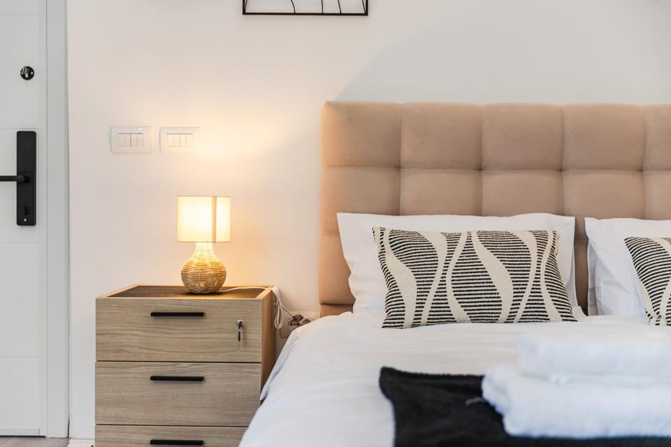 Central Comfy Spot Studio for 2 with Wi-Fi by PikHost Apartment in Tirana