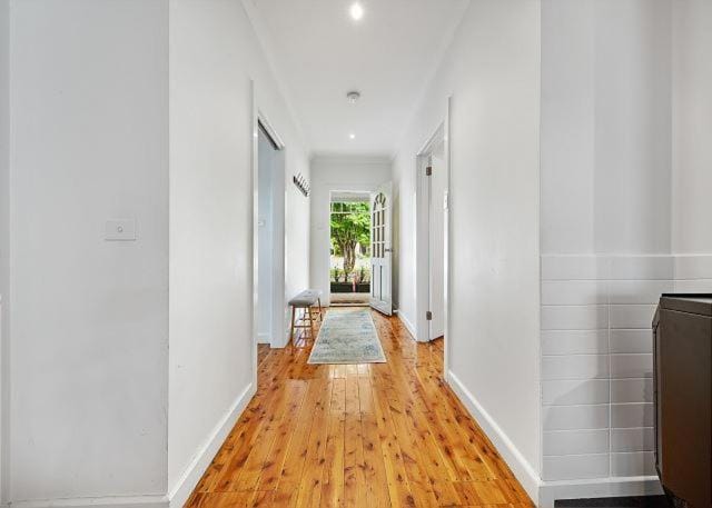 The White House & Retreat, Bright House in Porepunkah