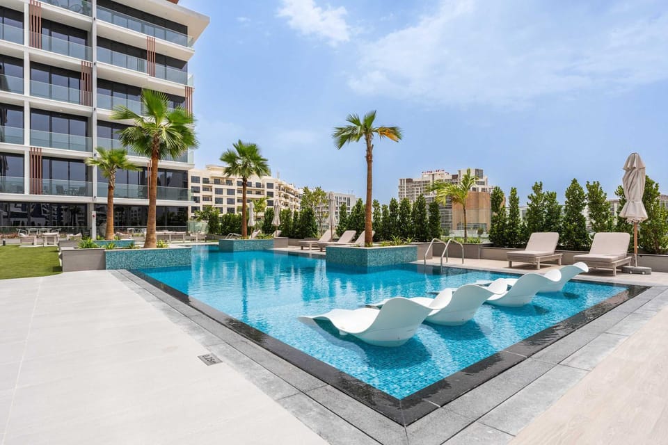 Free housekeeping visits during your stay - StayShort - Comfortable Studio Stay in Arjan Sleeps 2 with Balcony Apartment in Dubai
