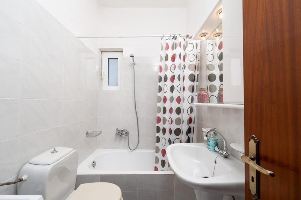 Sainis Rooms 5 - Cozy Apartment for Four People with Full Kitchen Apartment in Peloponnese, Western Greece and the Ionian