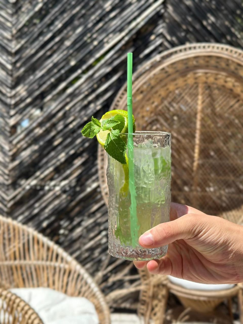 Day, Food and drinks, Drinks