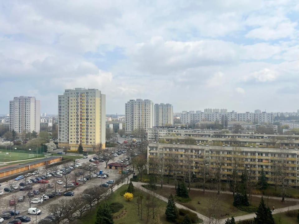 Neighbourhood, City view, Street view, Location