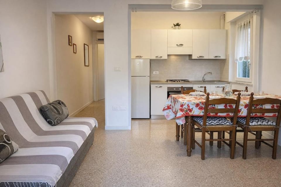 Silent Pineta Retreat with parking Apartment in Lignano Sabbiadoro