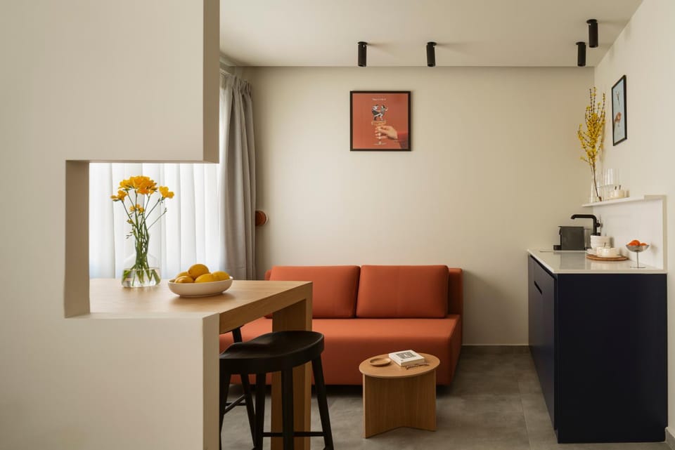 Coffee/tea facilities, Seating area