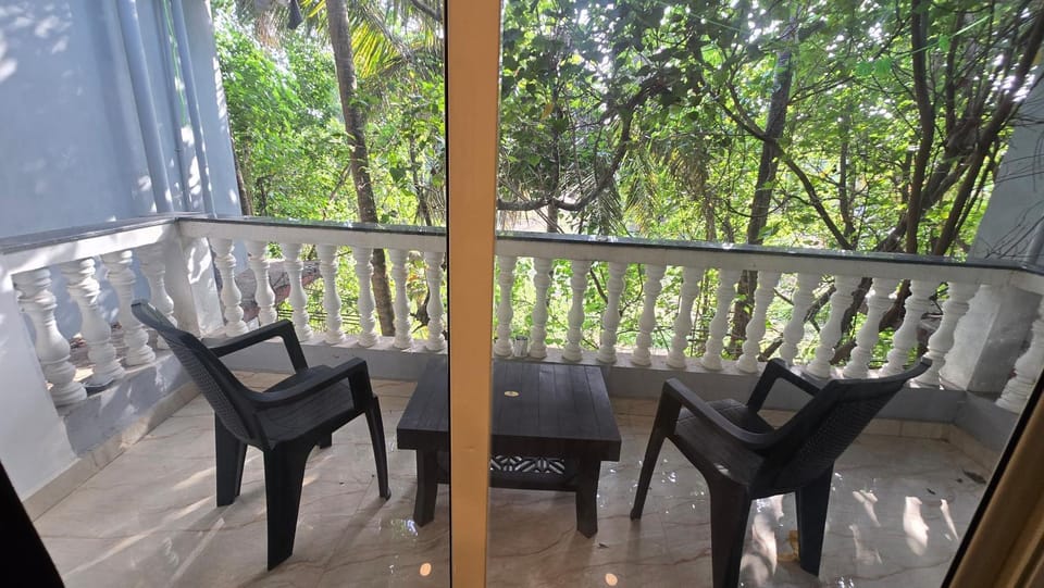 Sea Breeze Morjim Apartment in Goa, India