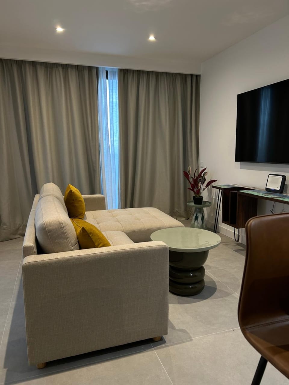 Night, Living room