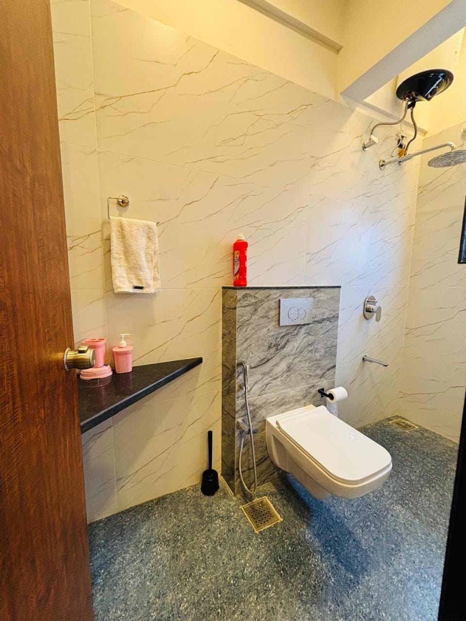 SH Villa Apartment in Lonavla
