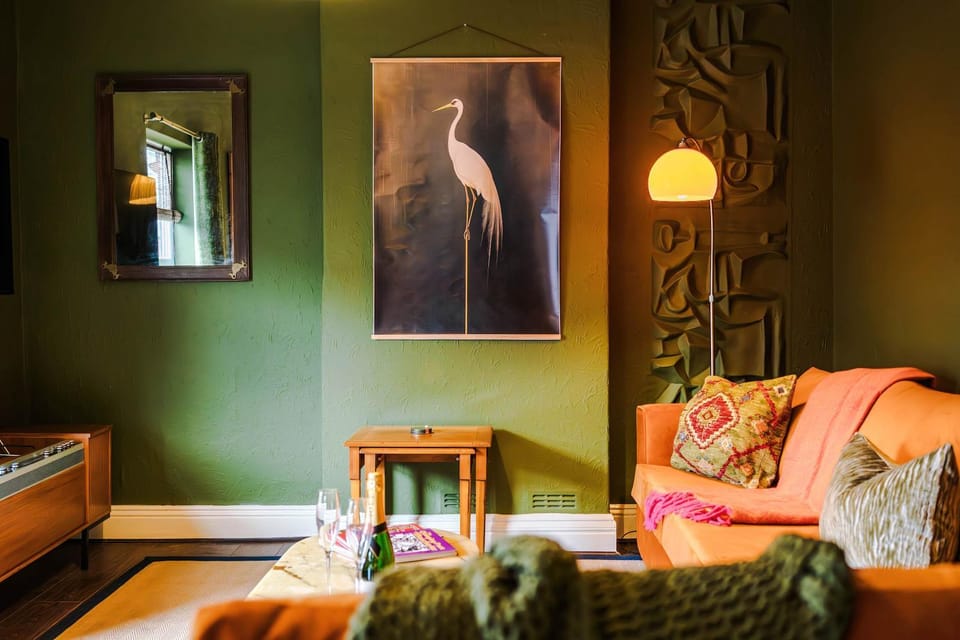 Living room, Decorative detail, Seating area