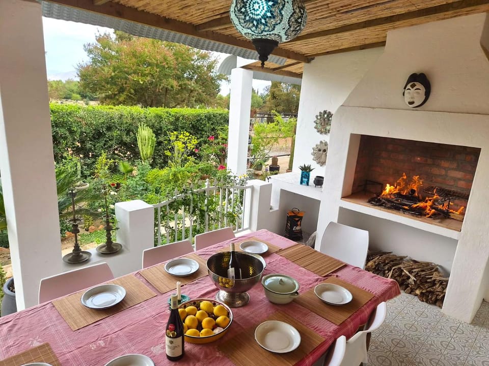 Patio, Garden, Seating area, Dining area, Food