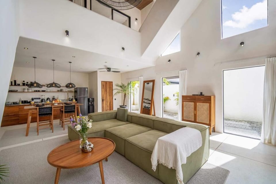 Nusa Loft V1 -2BR with Rooftop Space In Uluwatu Villa in Bali