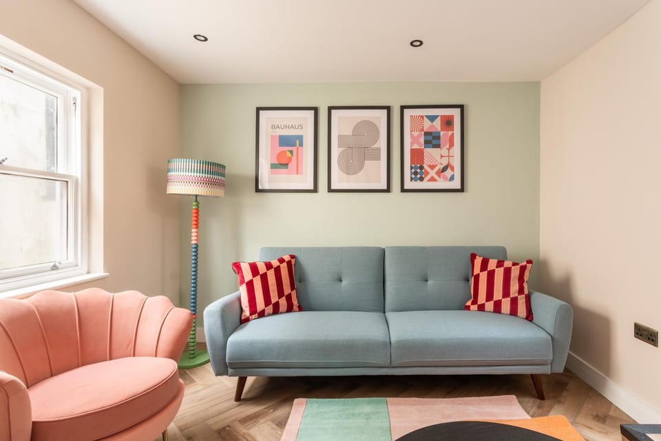 Stylish Brighton Stay - Sleeps 7 Apartment in Brighton