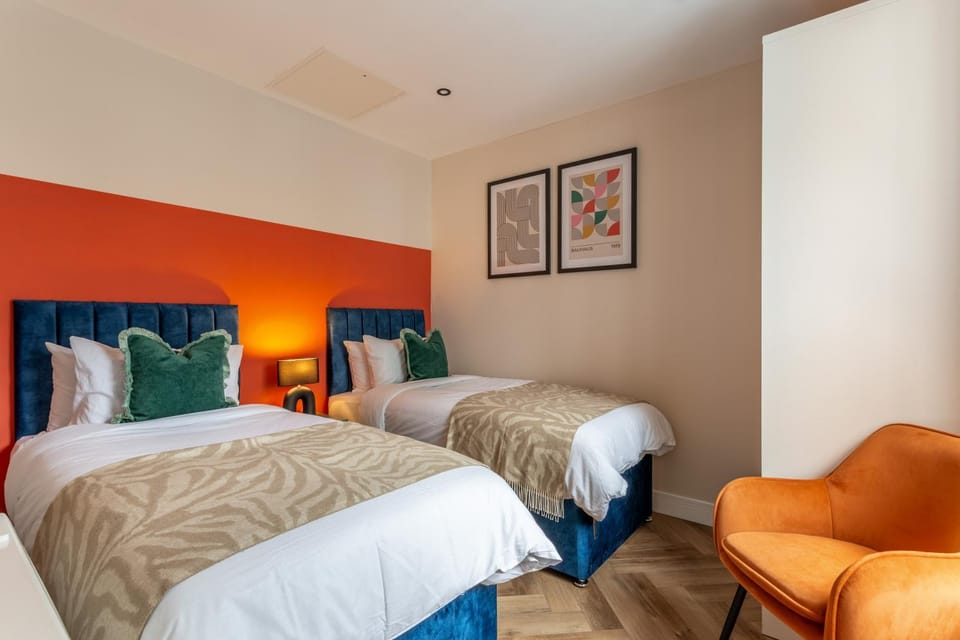 Stylish Brighton Stay - Sleeps 7 Apartment in Brighton