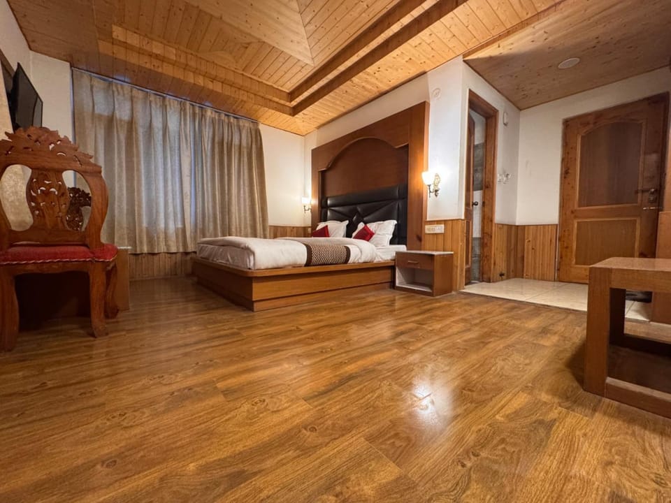 Hotel The Red Apple Hotel in Manali