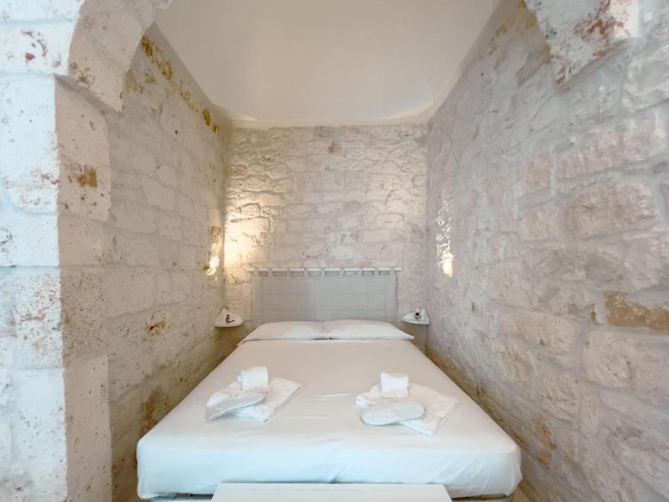 Suite Ninfea romantic suite Ostuni center House in Ostuni