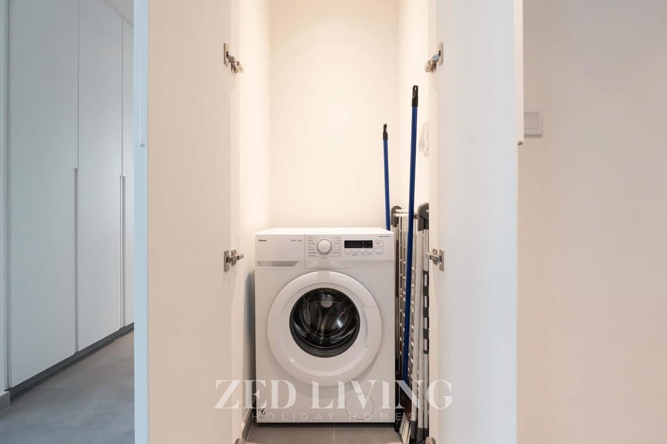 Viera 2BR Apartment - Bright & Cozy Apartment in Dubai