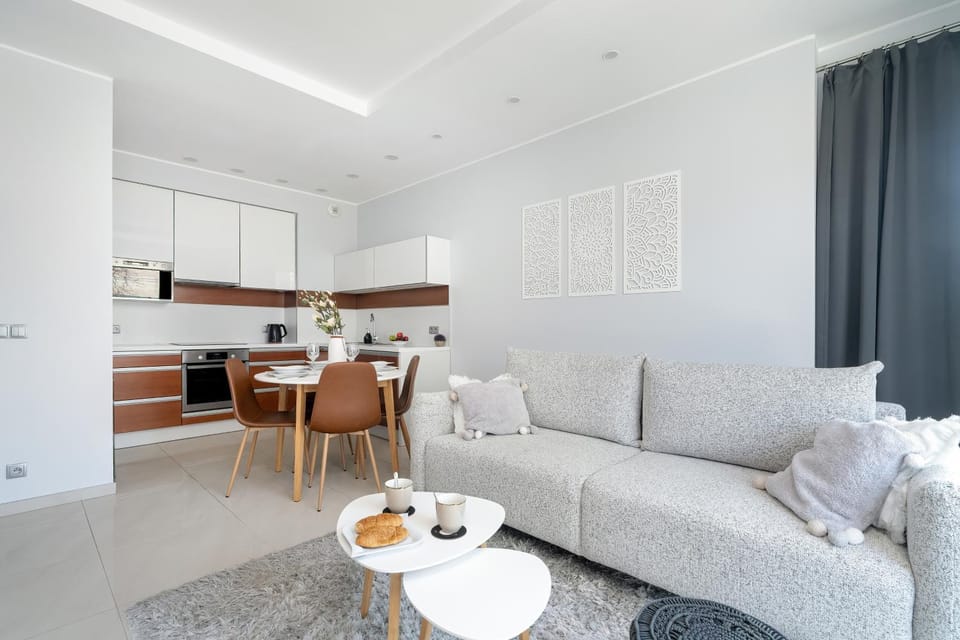 Kitchen or kitchenette, Living room, Seating area, Dining area, dishwasher, microwave, stove