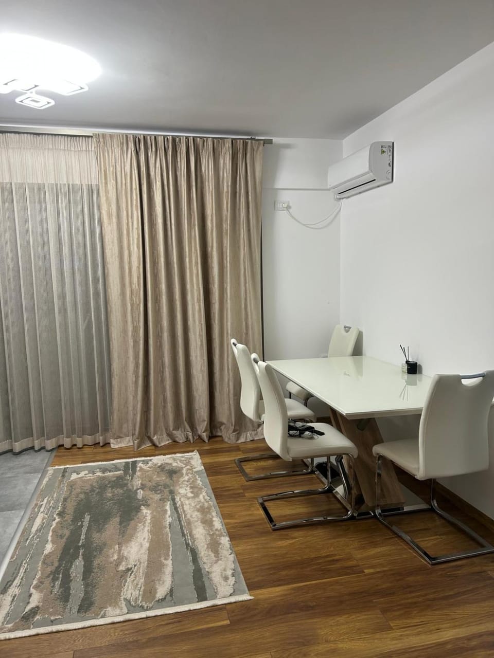 Win Studio 31 Apartment in Craiova