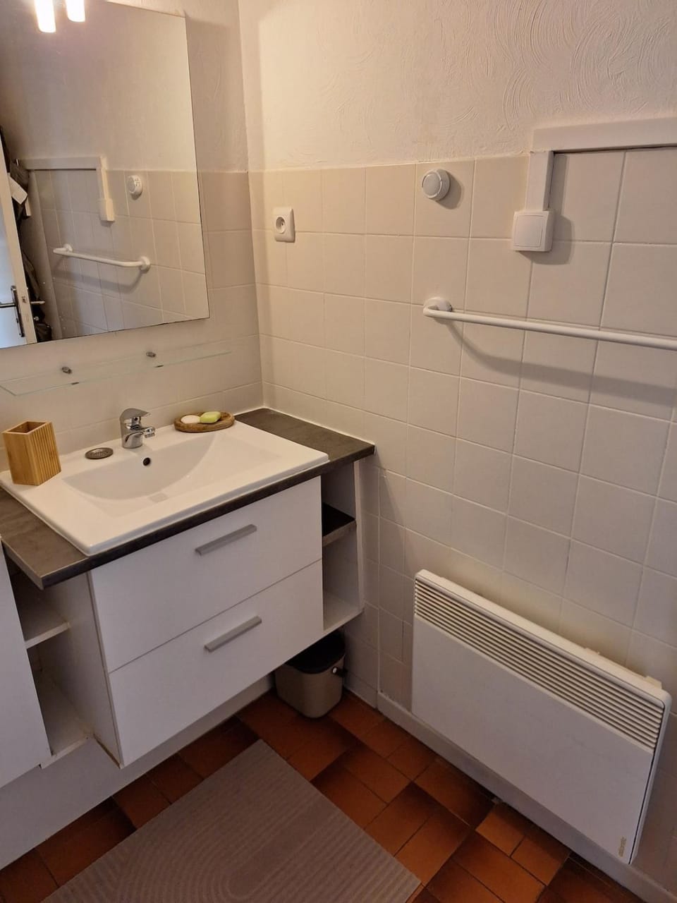 Logement entier appartement en résidence La Ciotat France Apartment in La Ciotat
