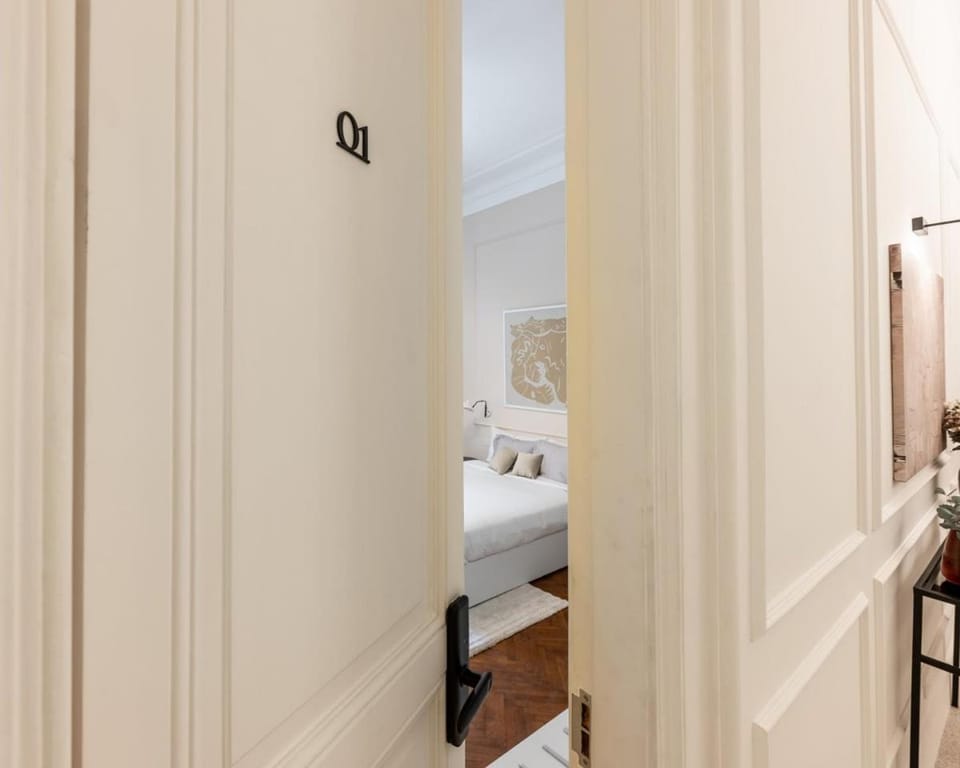 Saraya Signature 1BR Garden City Apartment in Cairo