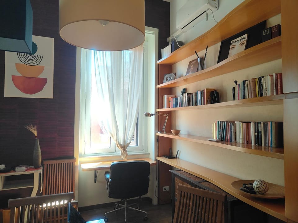 Living room, Lounge or bar